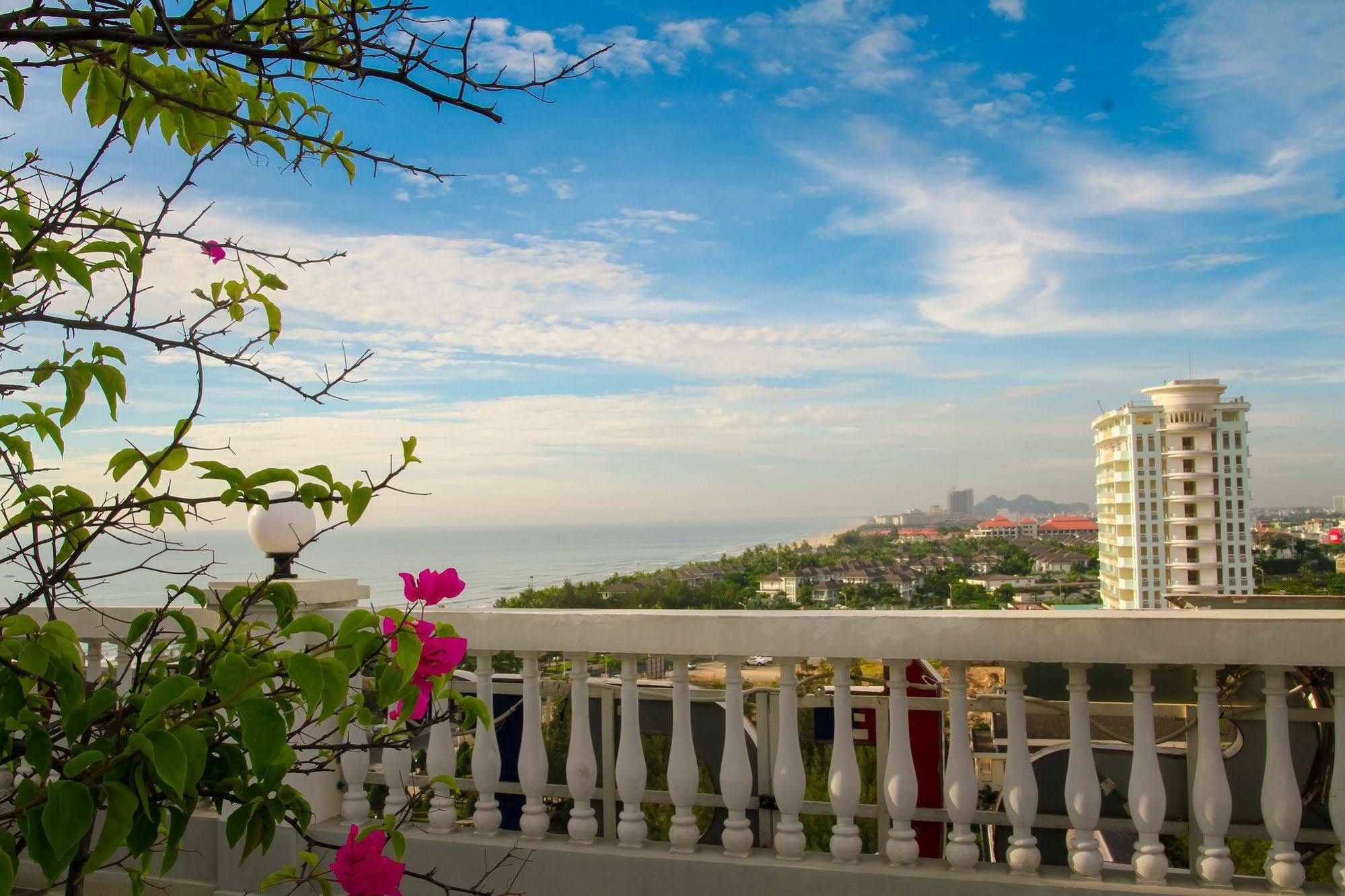 Starlet Hotel Danang Exterior photo